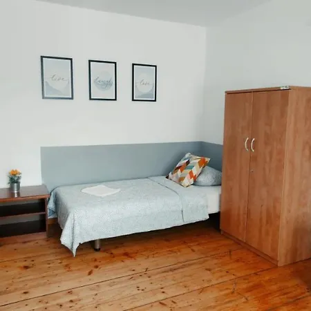 Tanie Spanie Na Naramowicach- Zameldowanie Bezobslugowe - Homestay szállás *