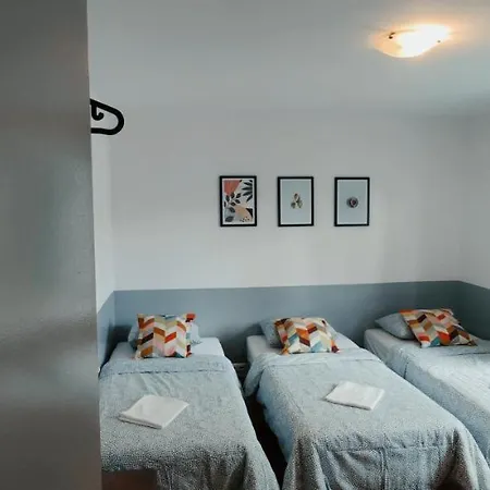 Homestay szállás Tanie Spanie Na Naramowicach- Zameldowanie Bezobslugowe - Poznań