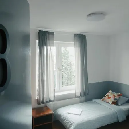 Tanie Spanie Na Naramowicach- Zameldowanie Bezobslugowe - Homestay szállás *