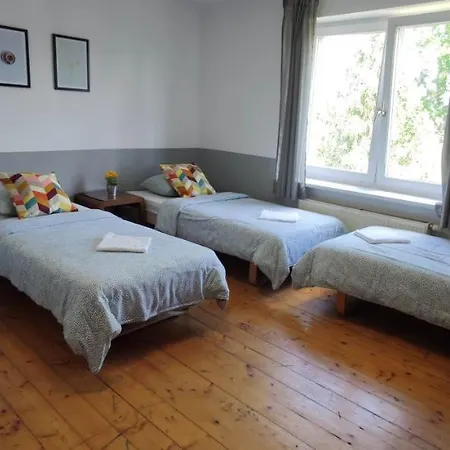 Tanie Spanie Na Naramowicach- Zameldowanie Bezobslugowe - Poznan