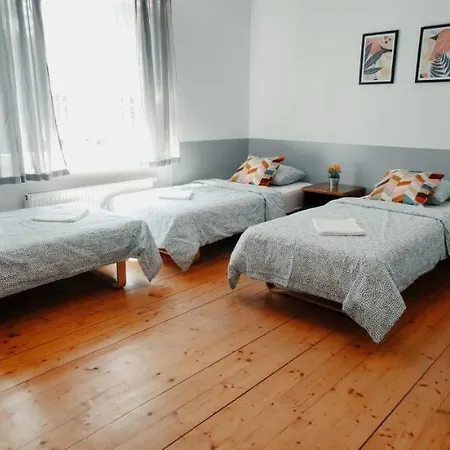 Tanie Spanie Na Naramowicach- Zameldowanie Bezobslugowe - Homestay Poznan