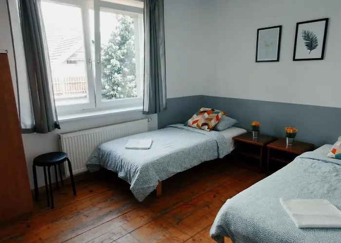 Tanie Spanie Na Naramowicach- Zameldowanie Bezobslugowe -