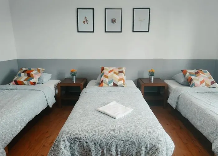 Tanie Spanie Na Naramowicach- Zameldowanie Bezobslugowe -